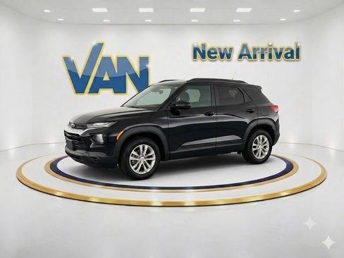 Used 2023 Chevrolet TrailBlazer LS FWD image 1