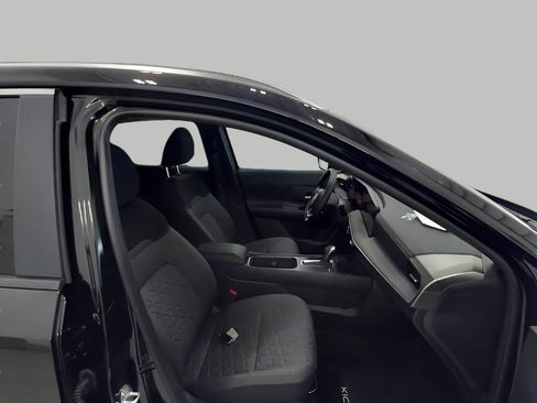 Used 2026 Nissan Kicks SV w/ SV Premium Package AWD/4WD image 50