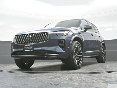 New 2026 Volvo XC90 T8 Plus w/ Protection Package Premier AWD/4WD image 22