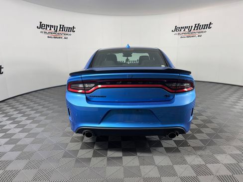 Used 2023 Dodge Charger R/T w/ Blacktop Package image 9