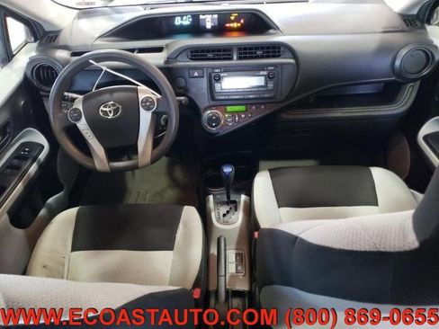 Used 2014 Toyota Prius C Three image 8