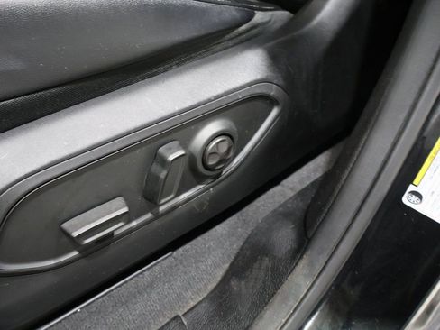 Used 2022 Jeep Grand Cherokee L Limited image 9