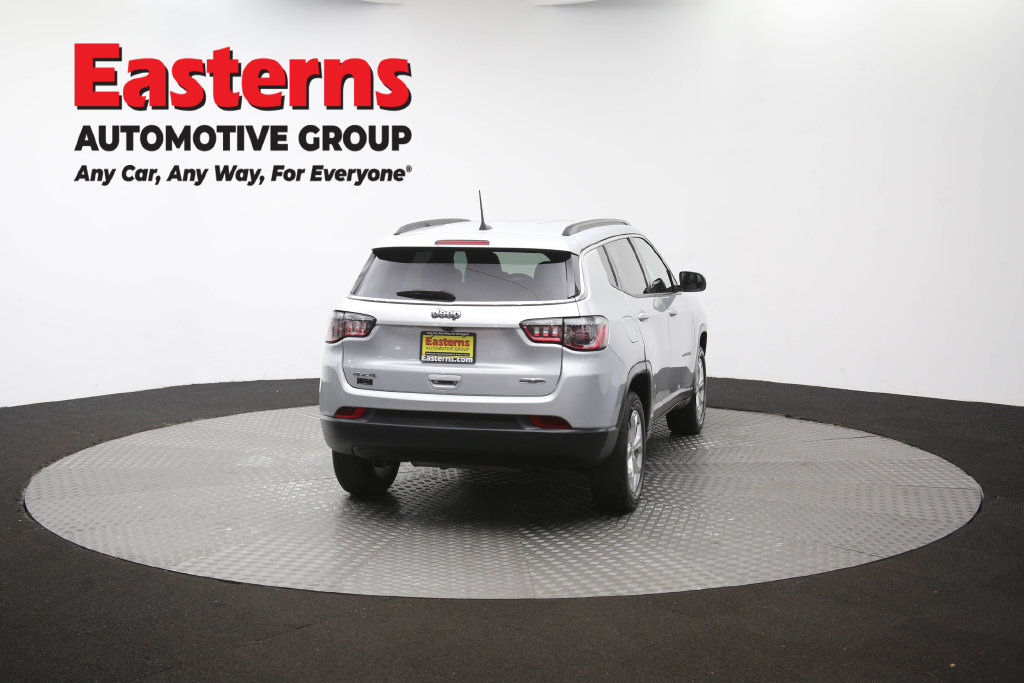 Used 2024 Jeep Compass Latitude AWD/4WD image 42