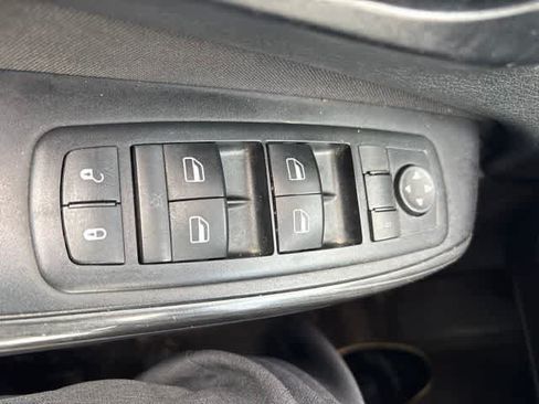 Used 2015 Jeep Cherokee Sport AWD/4WD image 16