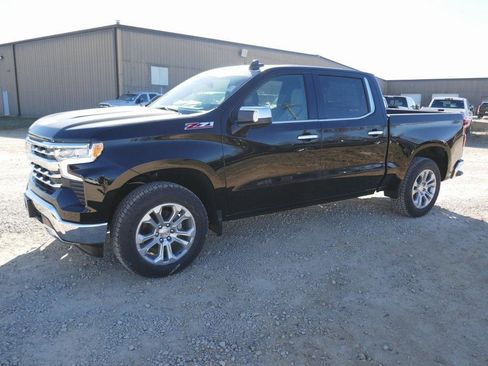 New 2026 Chevrolet Silverado 1500 LTZ w/ LTZ Premium Package image 8