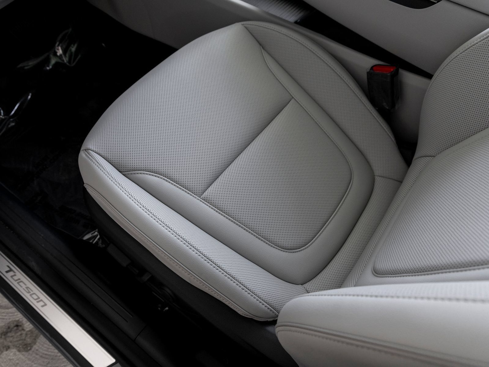 New 2026 Hyundai Tucson Limited AWD/4WD image 12