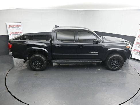 Used 2019 Toyota Tacoma SR5 image 31