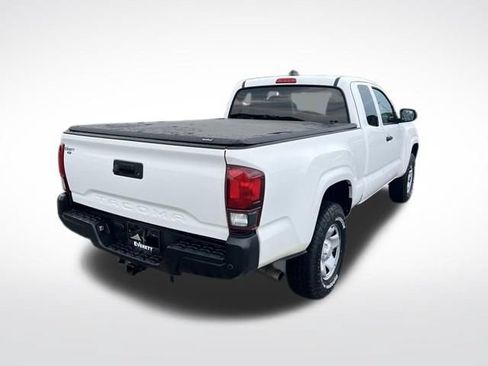 Used 2022 Toyota Tacoma SR RWD image 8