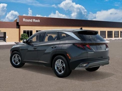 New 2026 Hyundai Tucson SE image 5