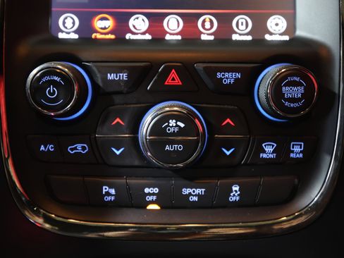 Used 2020 Dodge Durango R/T w/ Blacktop Package image 21