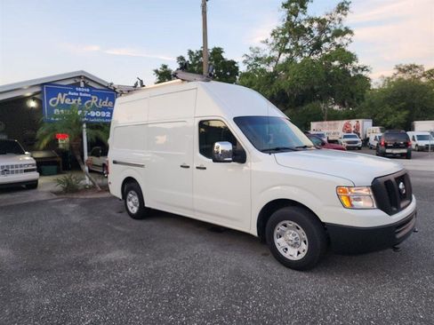 Used 2019 Nissan NV 2500 SV w/ Navigation Package RWD image 2