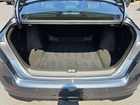 Used 2023 Honda Accord EX-L image 5
