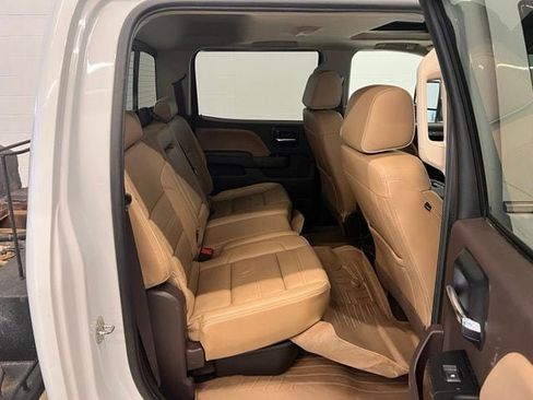 Used 2019 GMC Sierra 3500 Denali w/ Duramax Plus Package AWD/4WD image 9