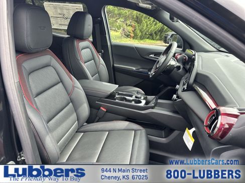 New 2026 Chevrolet Equinox RS w/ Convenience Package III FWD image 22