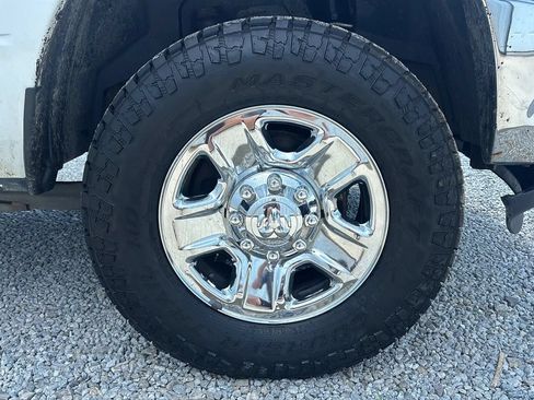 Used 2018 RAM 2500 SLT AWD/4WD image 8