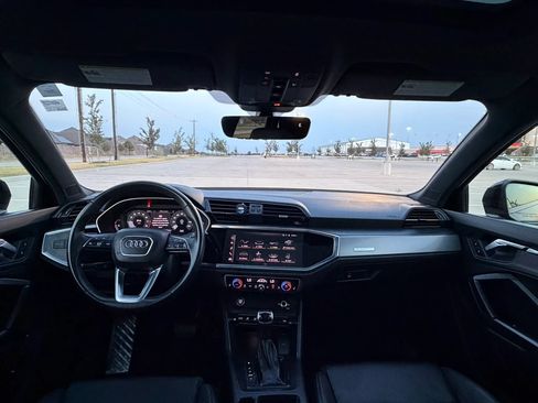 Used 2023 Audi Q3 2.0T Premium w/ Black Optic Sport Package AWD/4WD image 13