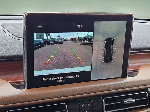 Used 2022 Lincoln Aviator Reserve w/ Equipment Group 201A image 28