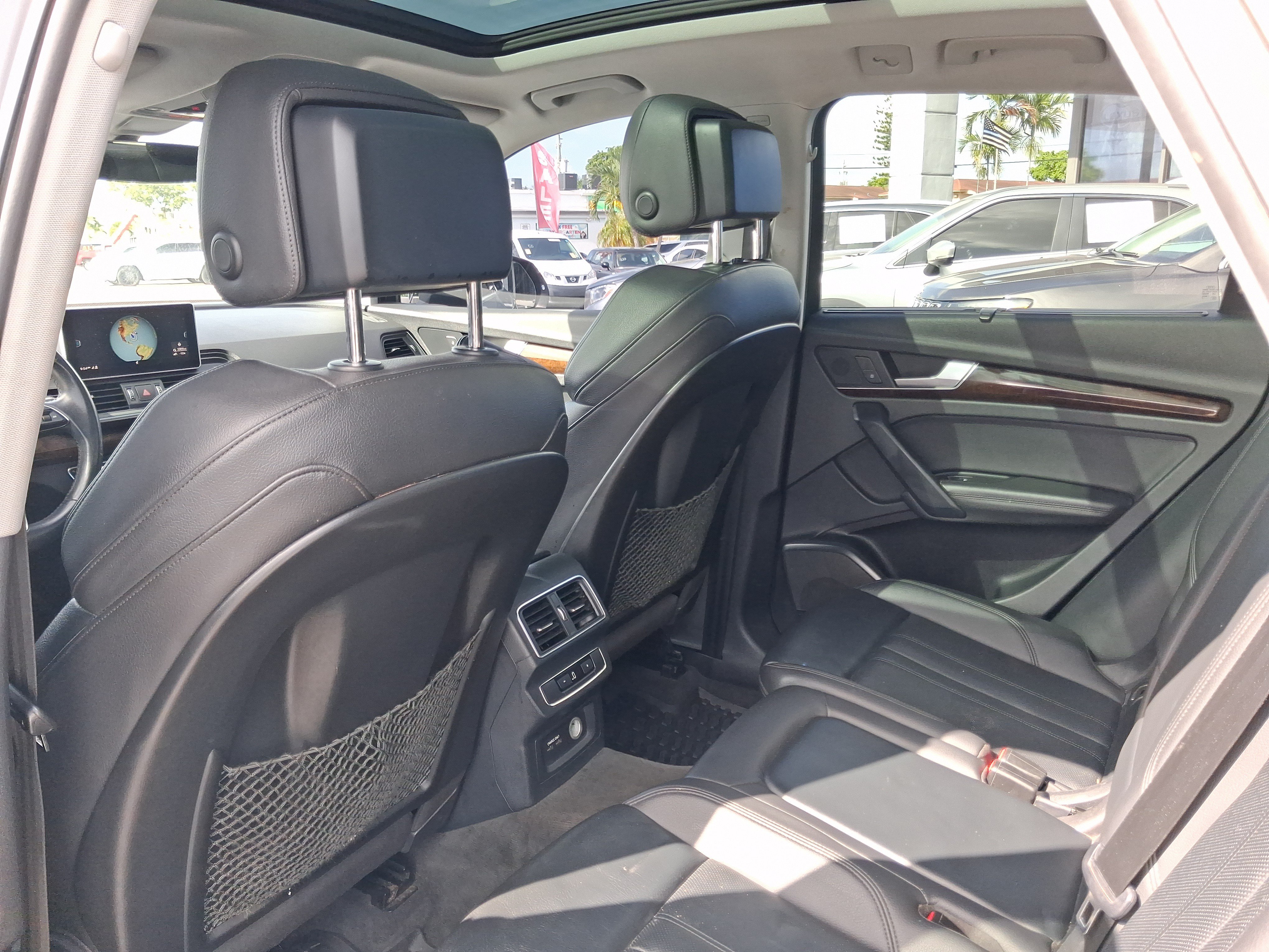 Used 2019 Audi Q5 2.0T Premium Plus w/ Premium Plus Package AWD/4WD image 21