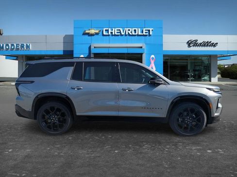 New 2026 Chevrolet Traverse RS image 4