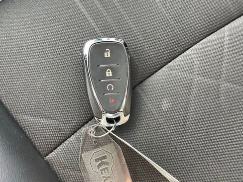 Certified 2022 Chevrolet Trax LT w/ LT Convenience Package image 27