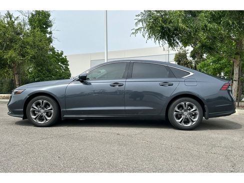 Used 2023 Honda Accord EX image 2