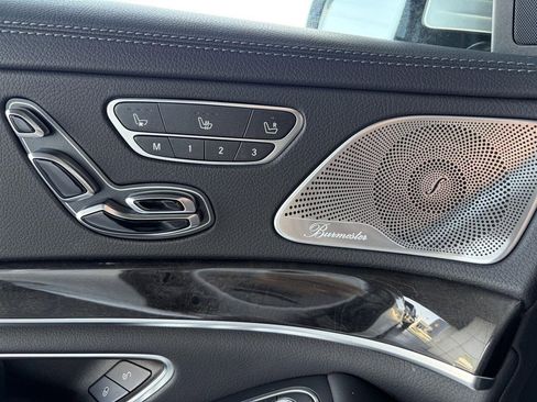 Used 2020 Mercedes-Benz S 560 Sedan image 19