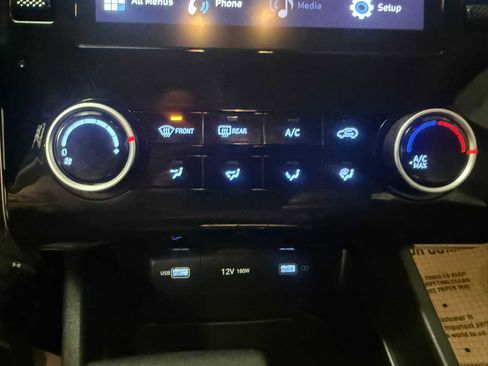 Used 2023 Hyundai Tucson SE image 33