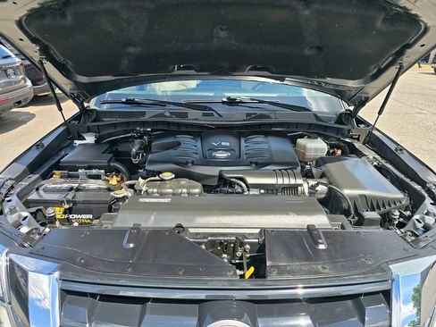 Used 2021 Nissan Armada SL w/ Captain's Chairs Package RWD image 27