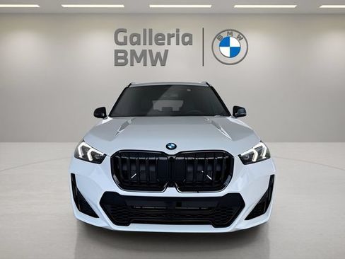 Used 2026 BMW X1 xDrive28i w/ Technology Package AWD/4WD image 3