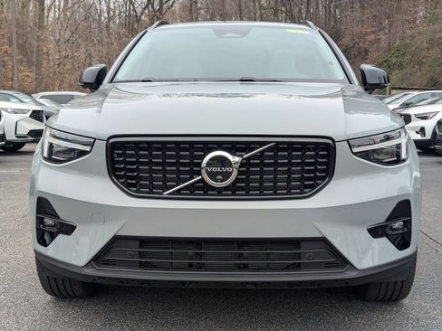 Certified 2026 Volvo XC40 B5 Plus w/ Protection Package Premier AWD/4WD image 9