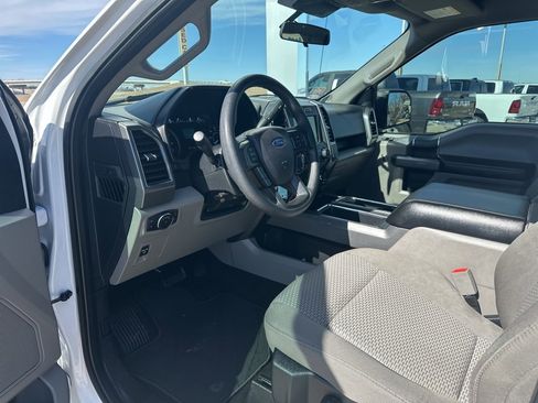 Used 2020 Ford F150 XLT image 9