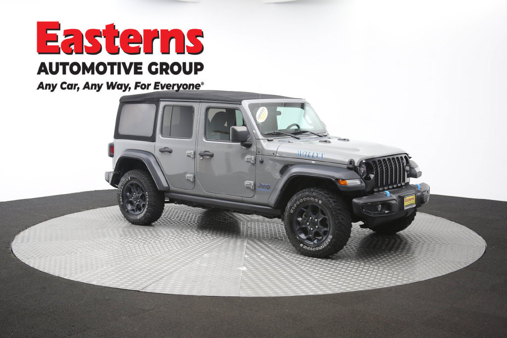 Used 2023 Jeep Wrangler Unlimited w/ Cold Weather Group AWD/4WD image 51