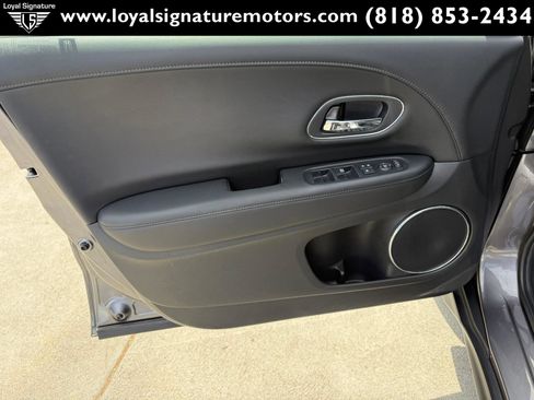 Used 2017 Honda HR-V EX-L image 18