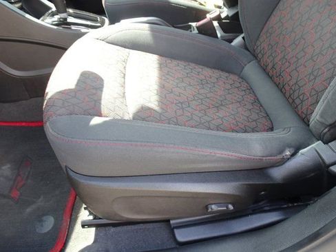 Used 2017 Chevrolet Sonic LT w/ Convenience Package image 14