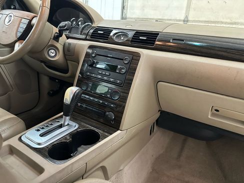 Used 2005 Mercury Montego Luxury image 34
