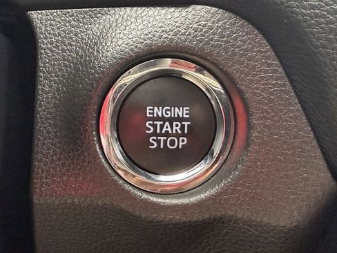 Used 2025 Toyota RAV4 XLE FWD image 20