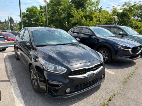 Used 2020 Kia Forte LXS FWD image 9