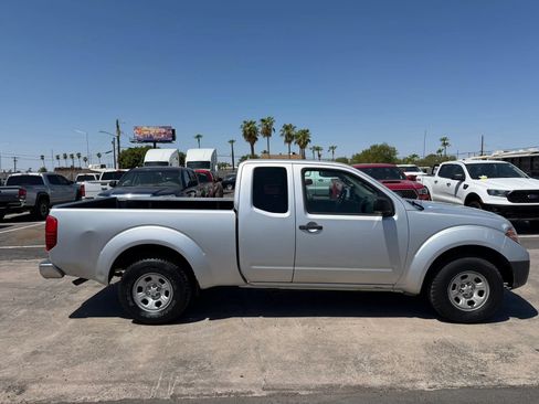 Used 2013 Nissan Frontier S RWD image 12