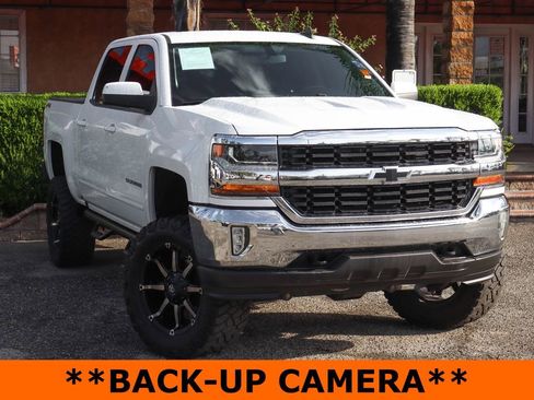 Used 2018 Chevrolet Silverado 1500 LT w/ All Star Edition AWD/4WD image 2