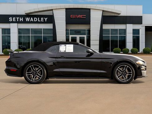 Used 2022 Ford Mustang GT Premium image 8
