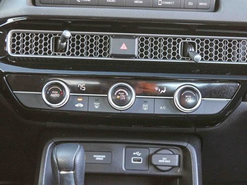 Used 2023 Honda Civic LX image 14