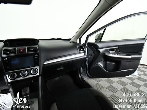 Used 2017 Subaru Crosstrek 2.0i Premium image 20