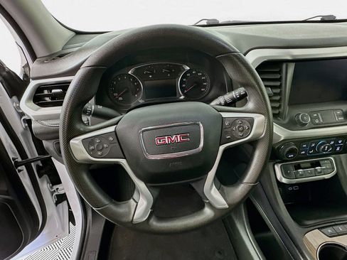 Used 2023 GMC Acadia SLE w/ Elevation Edition FWD image 11