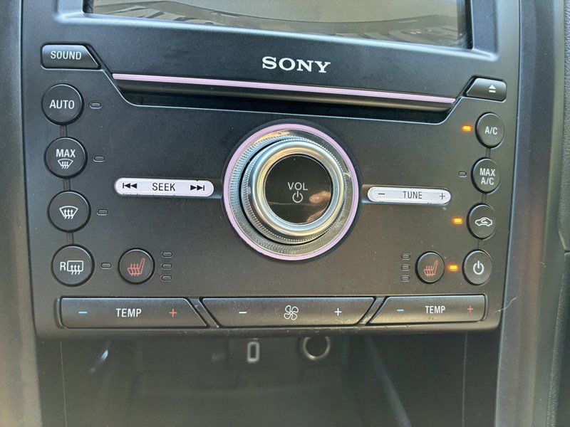 Used 2018 Ford Fusion Titanium FWD image 14