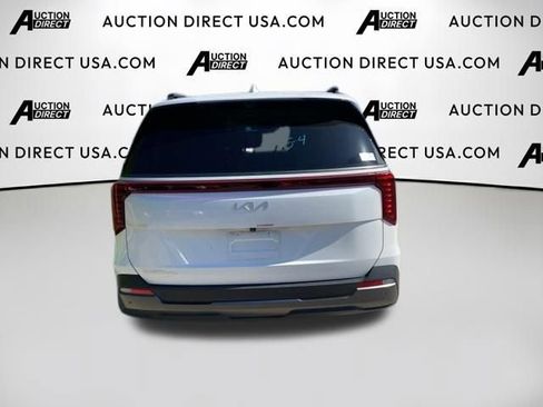 Used 2025 Kia Carnival SX Prestige FWD image 11