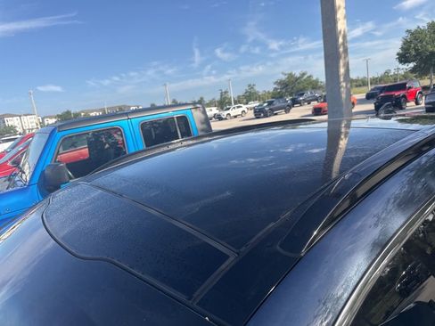 Certified 2020 Kia Sportage EX w/ EX Technology Package image 8