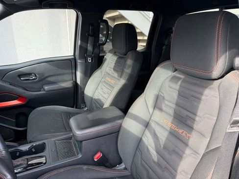 Used 2023 Ford Maverick XL FWD image 12