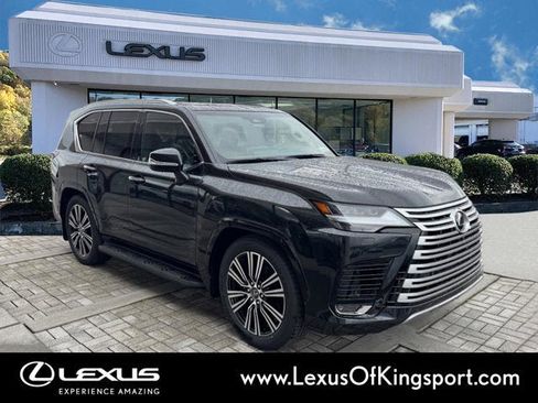New 2025 Lexus LX 600 4WD w/ Accessory Package (2T) image 6