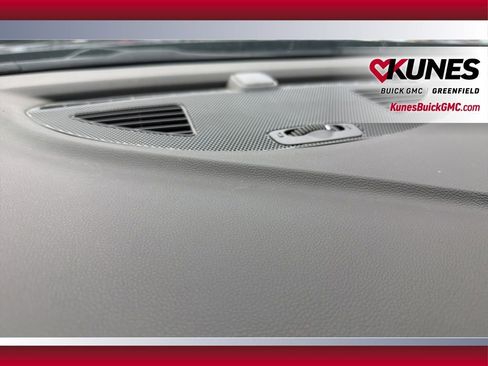 Used 2023 Buick Envision Essence w/ Sport Touring Package image 39