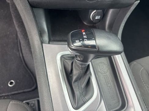 Used 2023 Dodge Charger SXT image 27